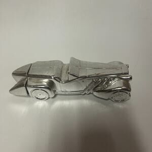 Avon Silver Duesenberg Wild Country After Shave 6 Fl oz 3" x 8"